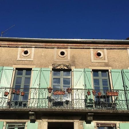 Appartement De 75 M2 Dans Maison Familiale Saint-Antonin-Noble-Val Exterior photo