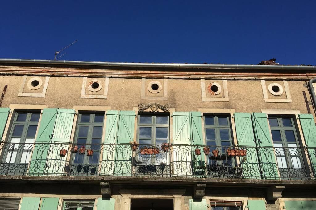 Appartement De 75 M2 Dans Maison Familiale Saint-Antonin-Noble-Val Exterior photo